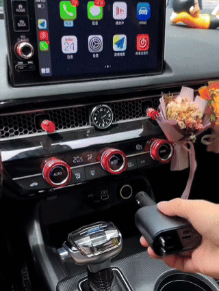 CARGADOR 4 EN 1 - UNIVERSAL PARA TODO COCHE